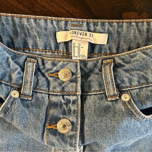 Forever 21 Light Blue Denim Pencil Skirt - Picture 2 of 3